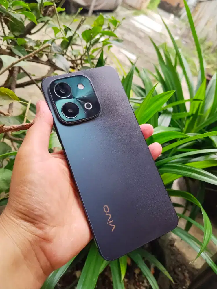 Jual HP vivo Y28 8/128 NFC full set