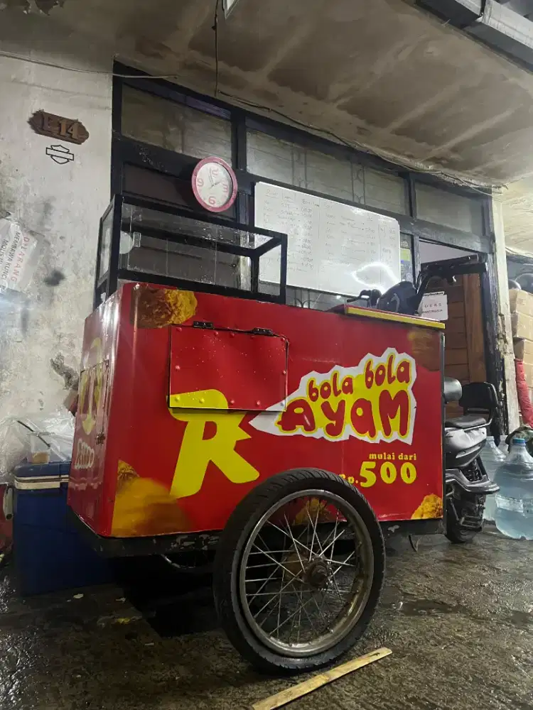 Di cari karyawan/karyawati