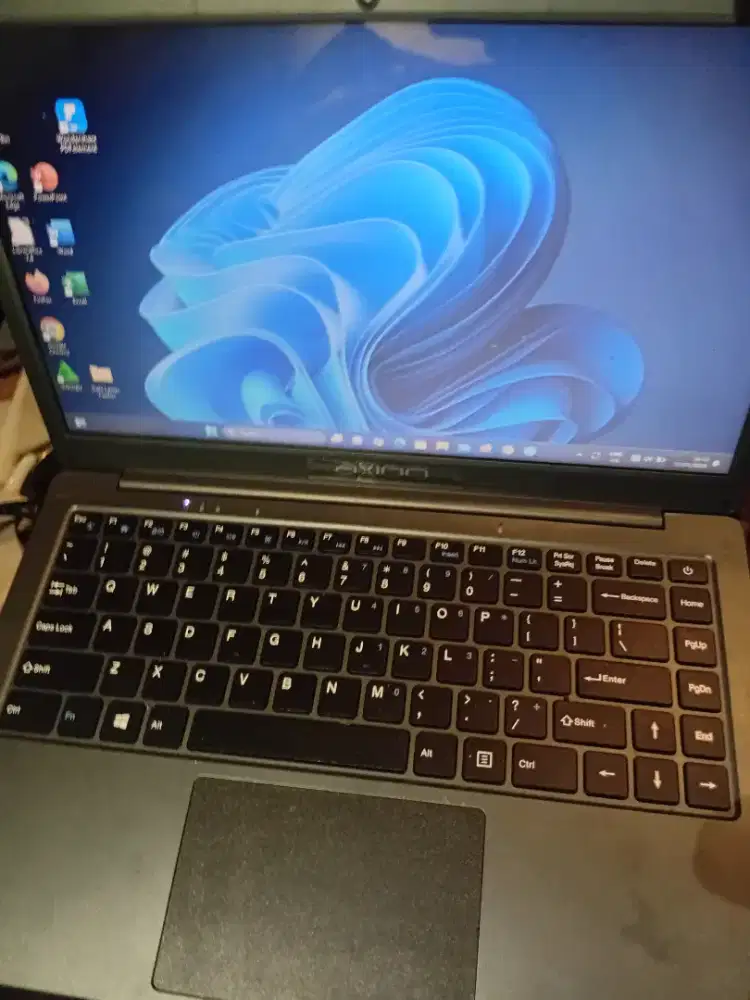 Laptop Axioo my book 14E wrn abu hrga bs nego