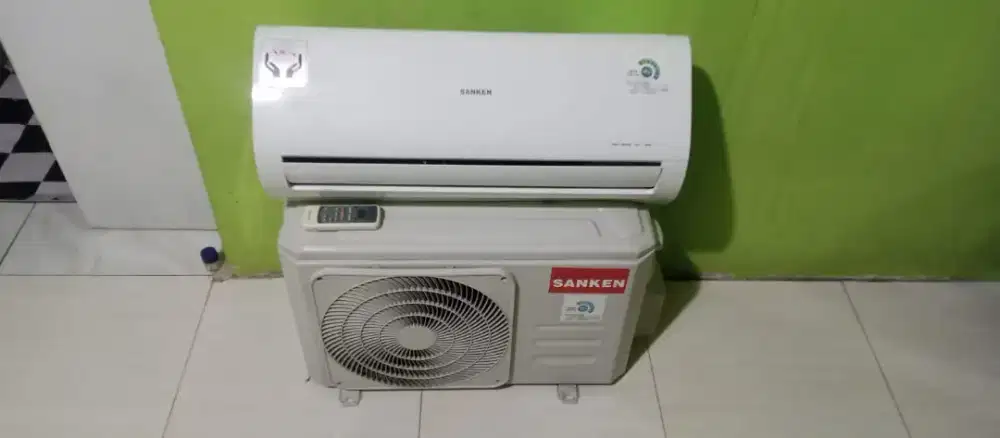 AC 1/2 PK Sanken like new serasa baru jual incloud pasang