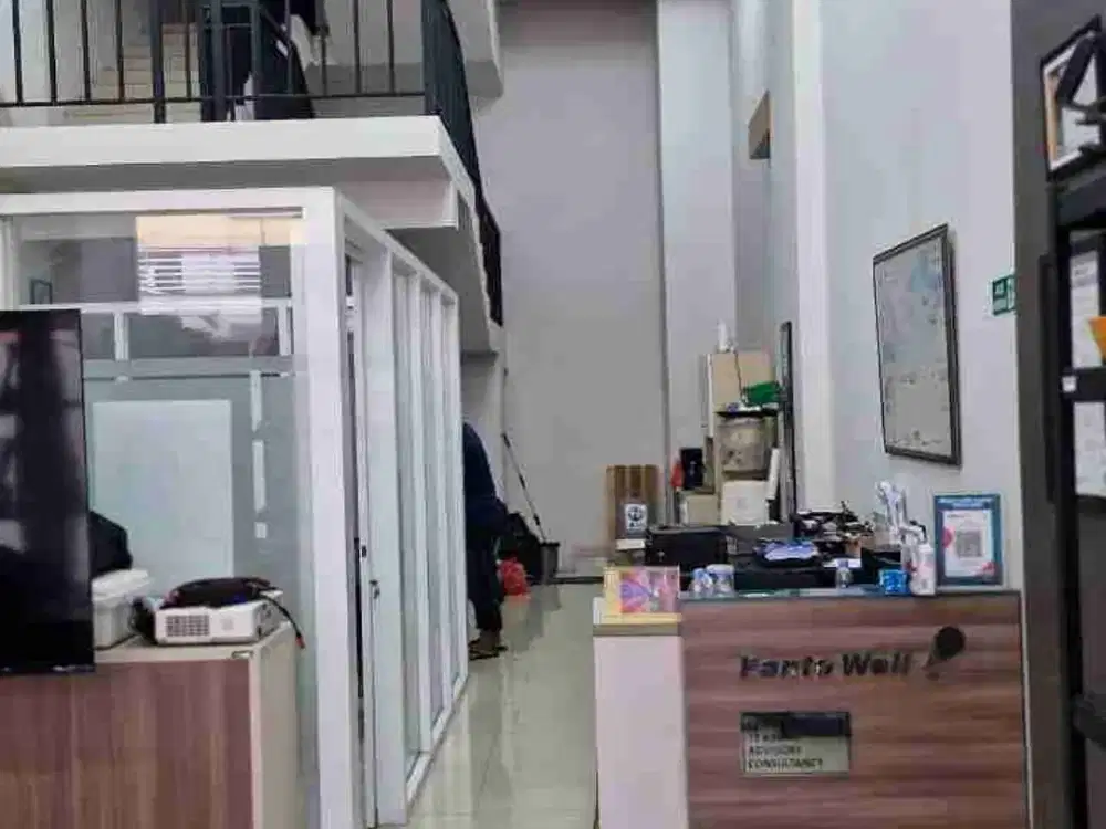 Dijual Ruko 3,5 Lantai di  Emerald Commercials, Summarecon Bekasi