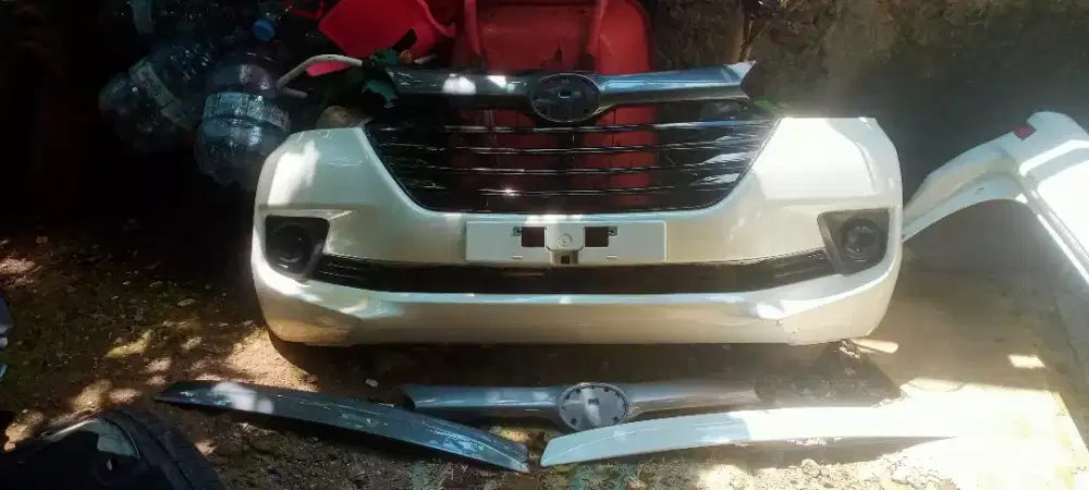 Bemper depan ori(bawaan)