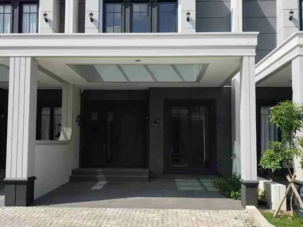 Rumah Mewah American Classic Grand Wisata