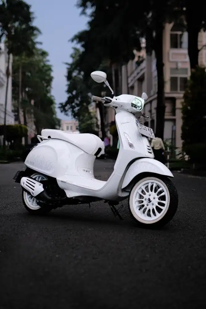 VESPA SPRINT 150 JUSTIN BIEBER 2022