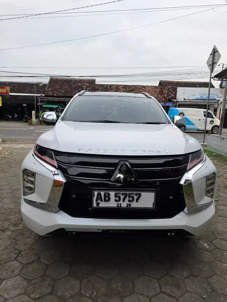 Pajero sport dakar elite tahun 2024