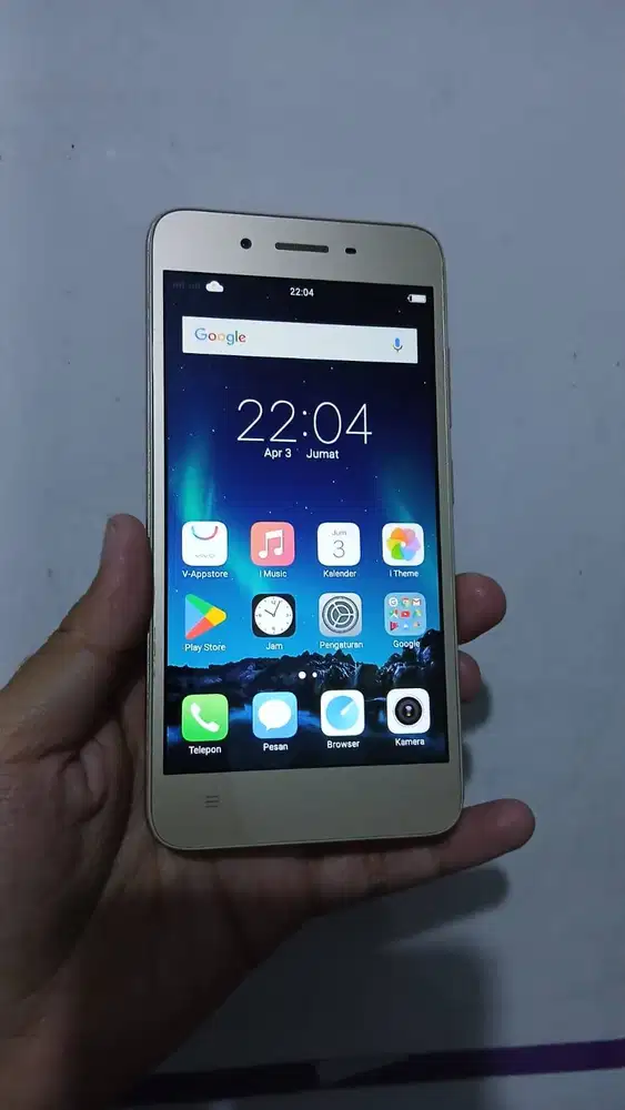 Hp Vivo Y53 2GB/16GB 4G LTE Siap Pakai