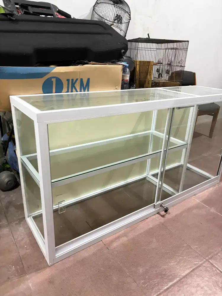 DIJUAL ETALASE JUALAN, Istimewa Edisi Pindah Rumah