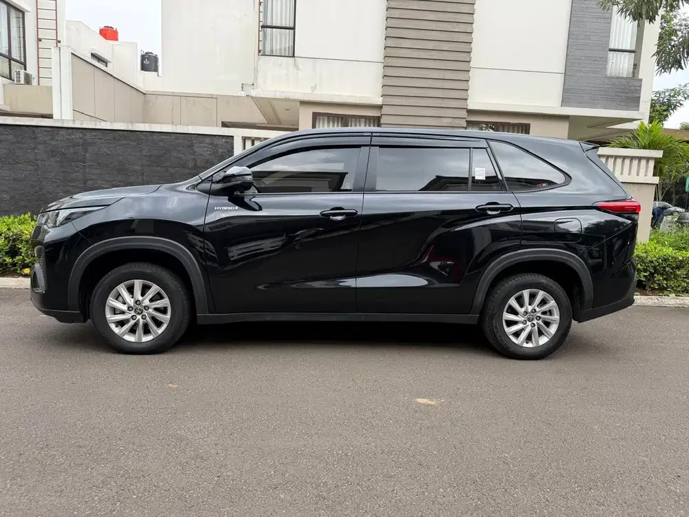 Toyota Kijang Innova 2025 Hybrid