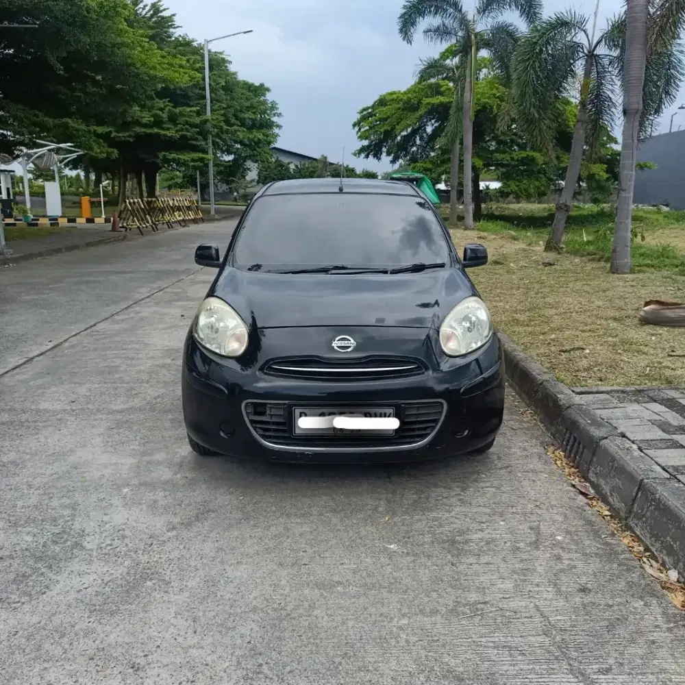 Jual Nissan March th 2012 MT
