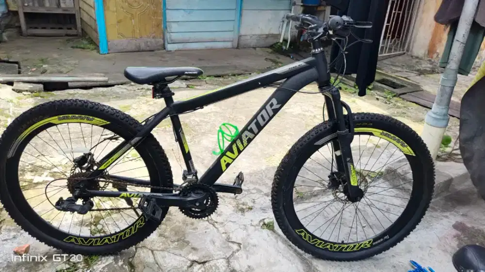 Dijual sepeda gunung Aviator