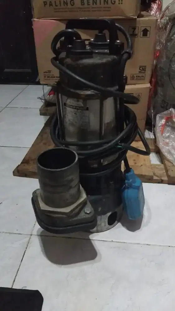 Pompa celup HCP / Kuras limbah