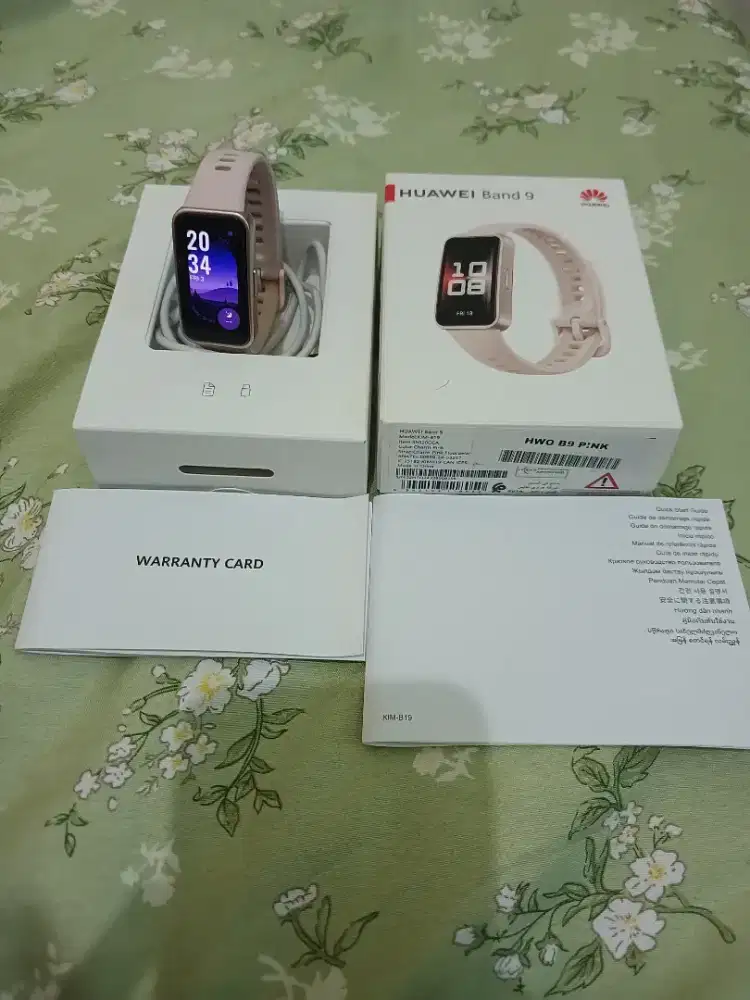 Huawei band 9 warna pink