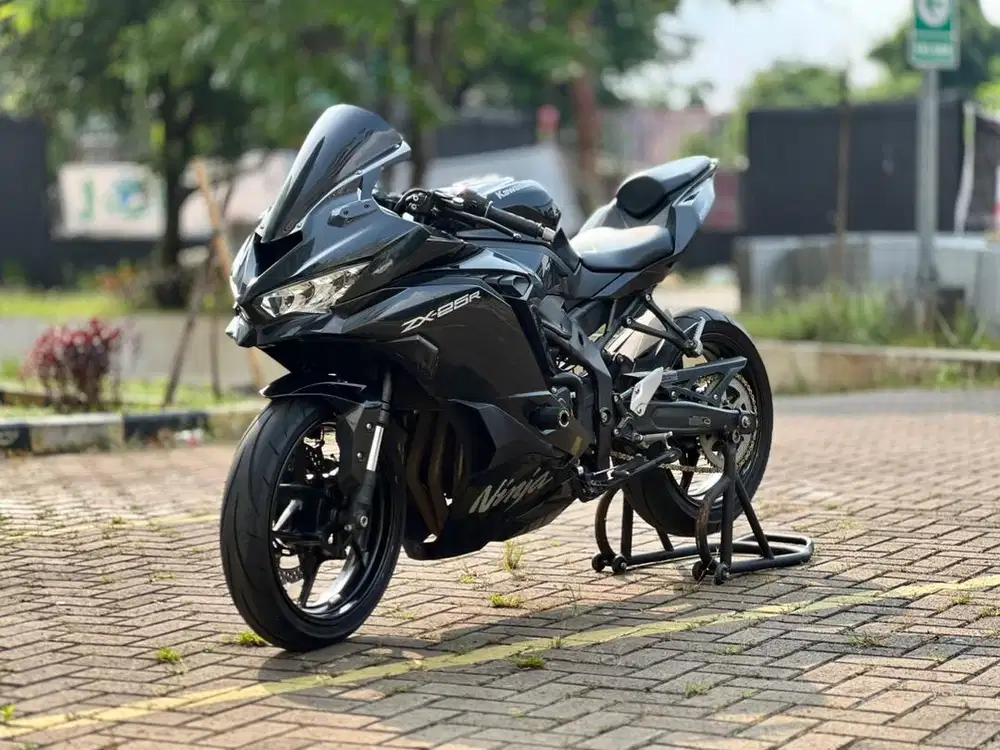 ZX25r 2023 NON ABS