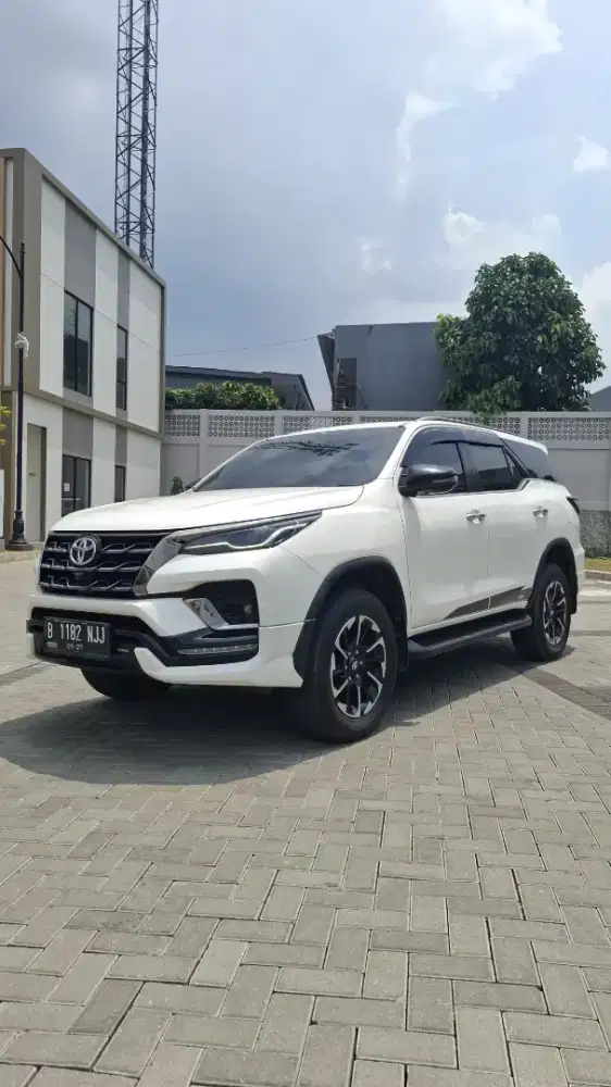 VRZ GR 2.8 2022 Putih