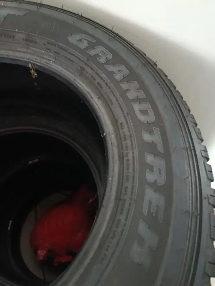 Ban bekas Dunlop grabtrax at. r 17