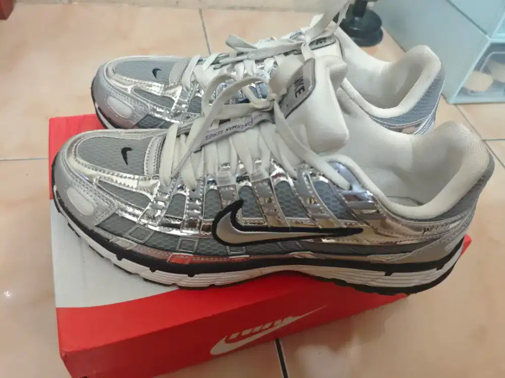 SEPATU NIKE P-6000 METALLIC SILVER ORIGINAL