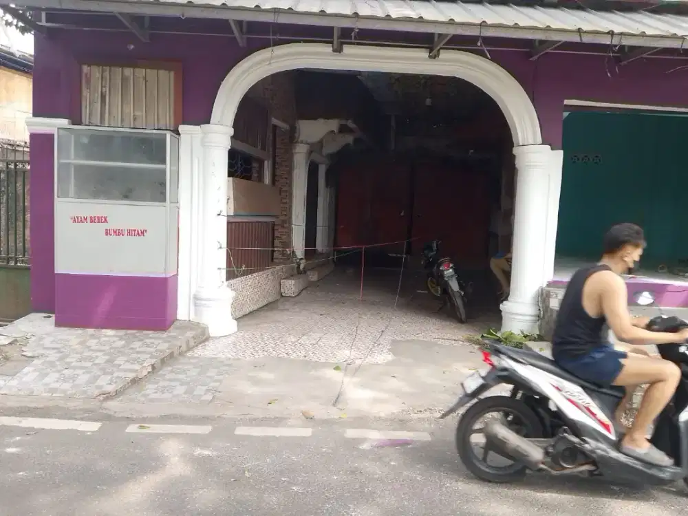 Disewakan Kios 1 lantai.