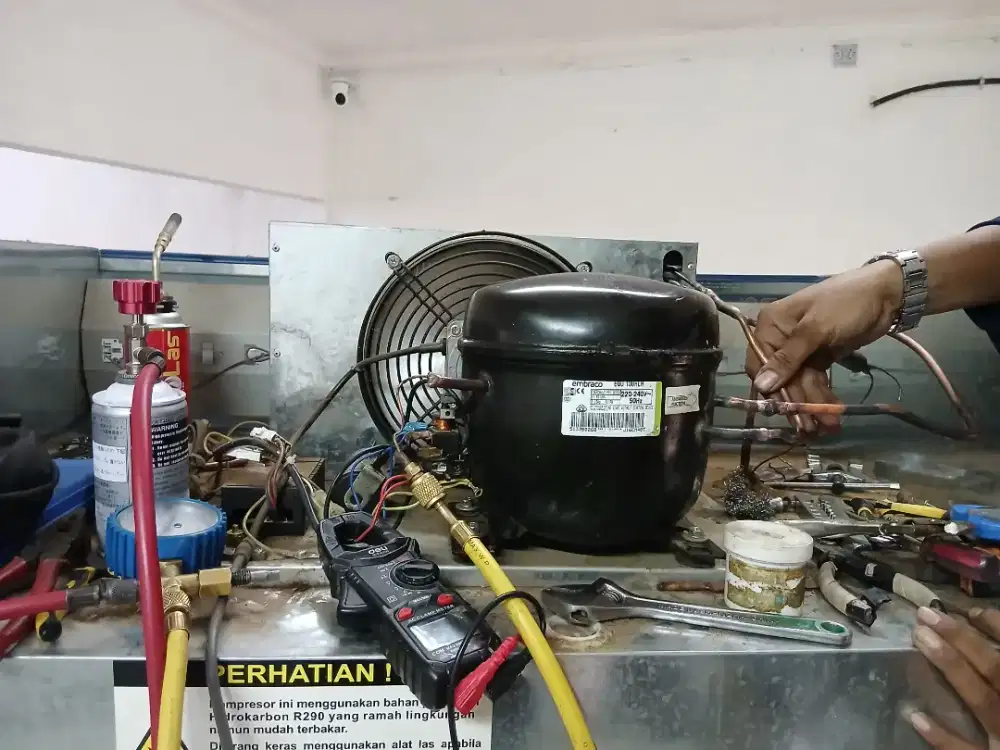 Spesialis service kulka , AC & mesin