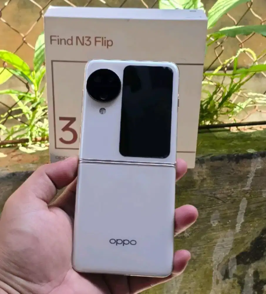 Oppo Find N3 Flip Ram 12Gb/256Gb lengkap