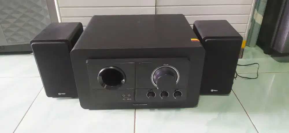 Speaker thonet & vander