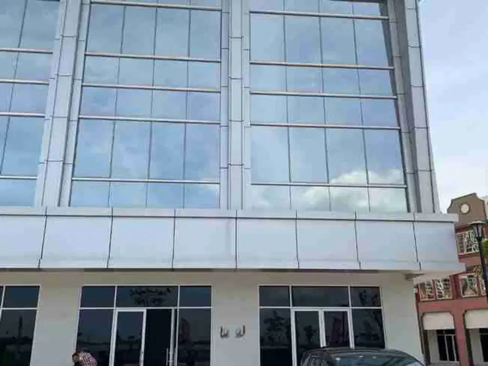 RUKAN LA RIVIERA PIK 2 JAKARTA UTARA