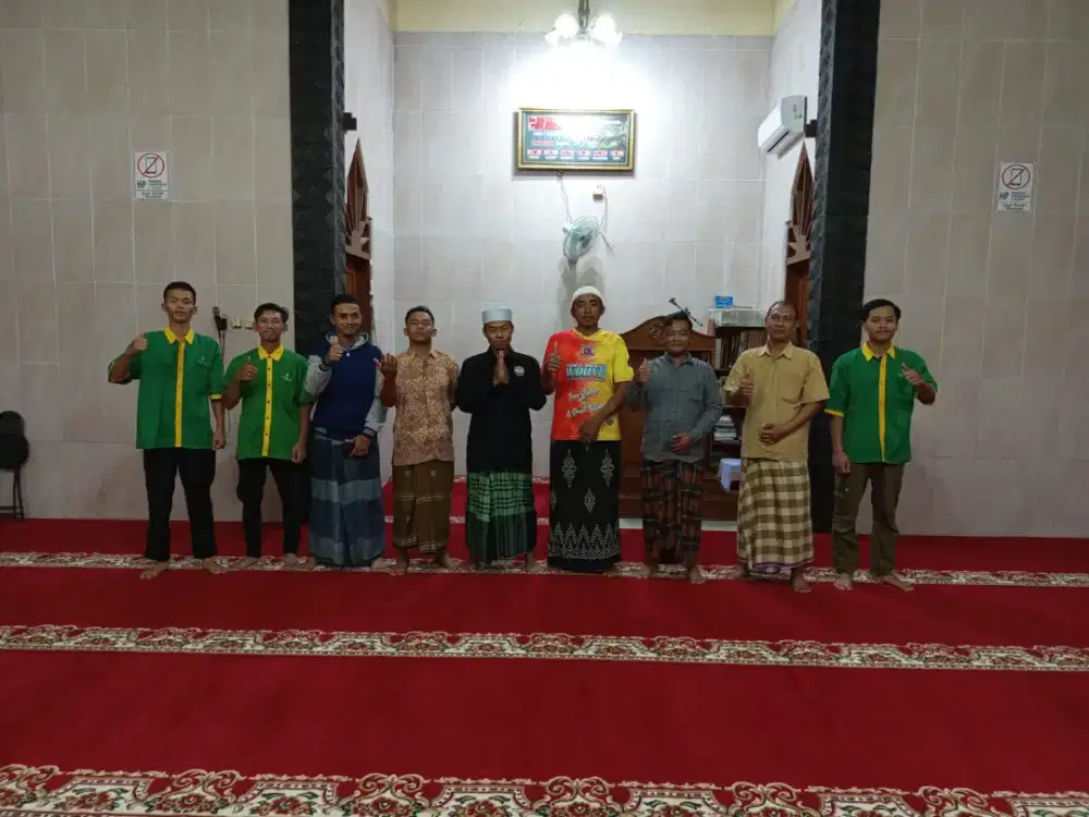 Karpet masjid merah polos