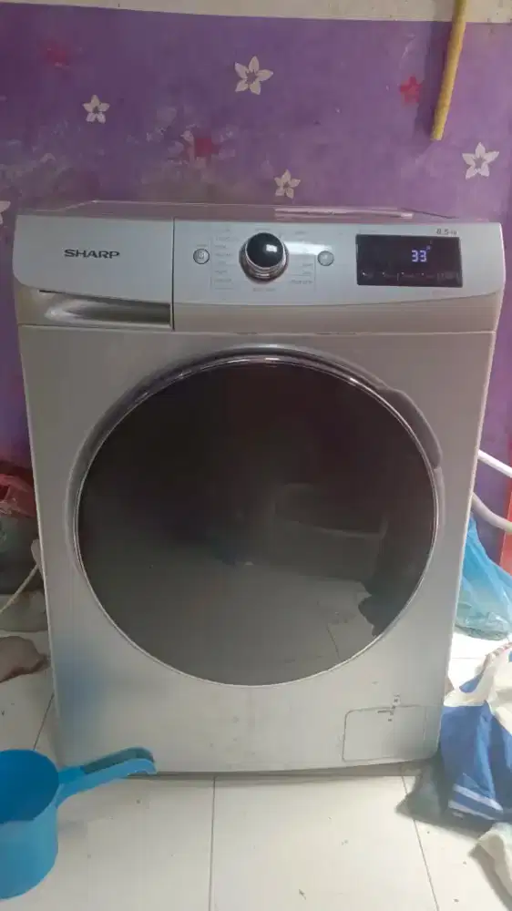 SHARP front loading 8,5kg ES-FL1083W