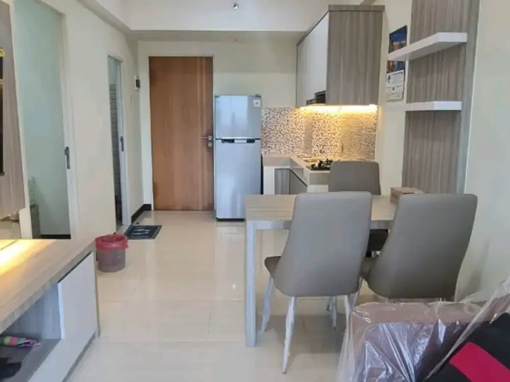 Disewakan Apartemen Puncak Bukit Golf Tower A LT33 Full Furnish View Pool Dekat Pakuwon Mall Surabaya Barat