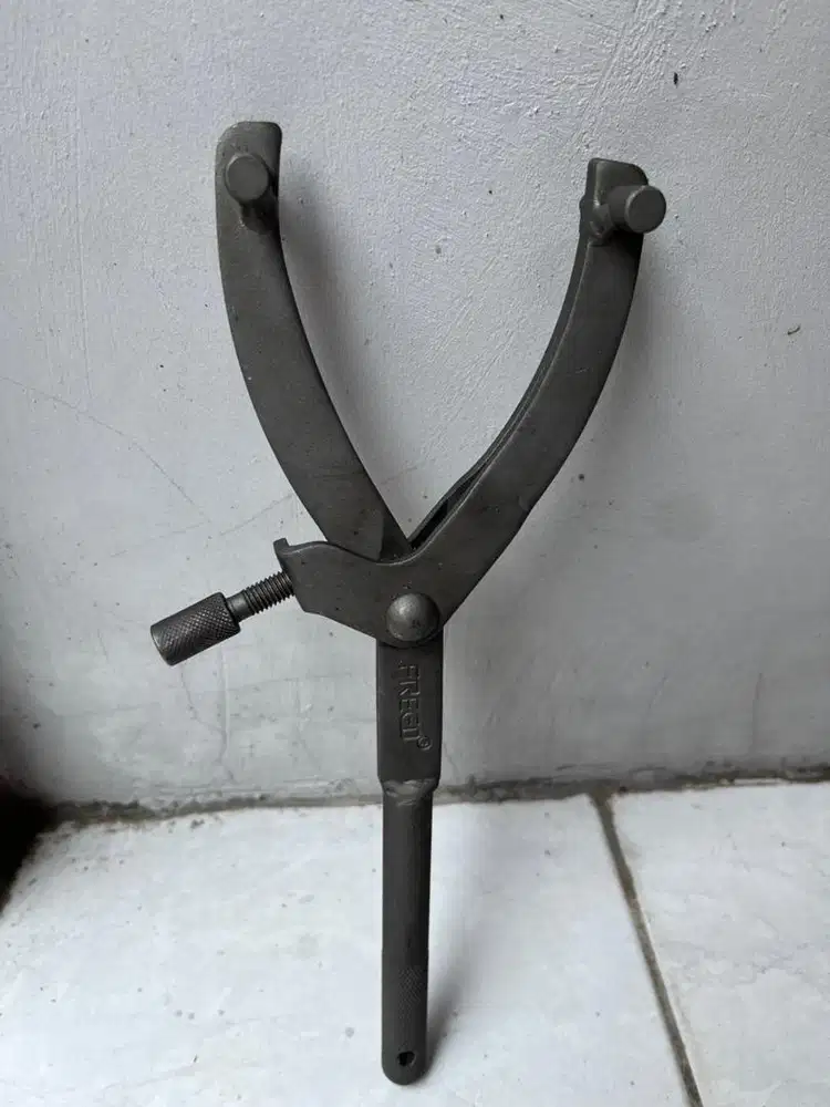 Tracker CVT merk Freed MULUS