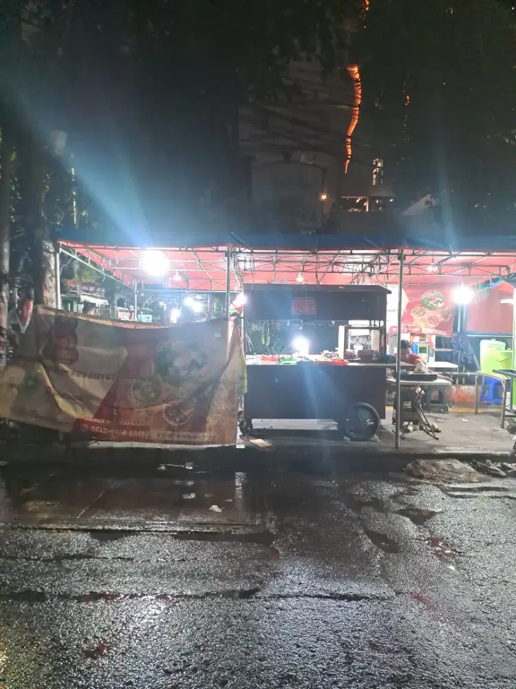 Waiters/Bagian Belakang