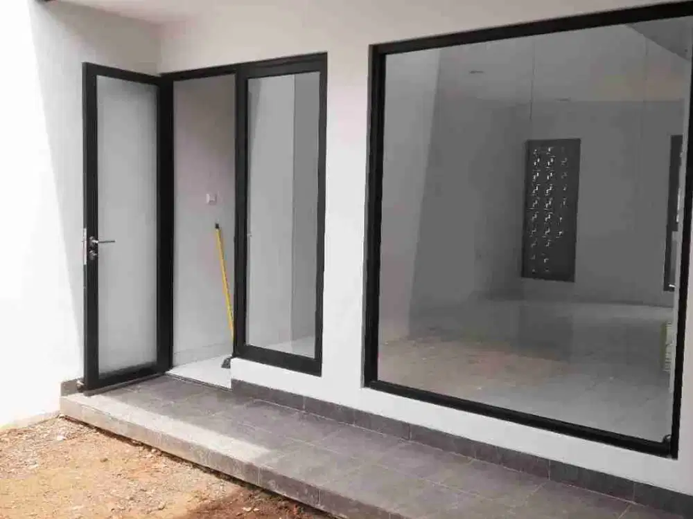 Rumah cakep Dayana full furnish luas 105m  KT 4