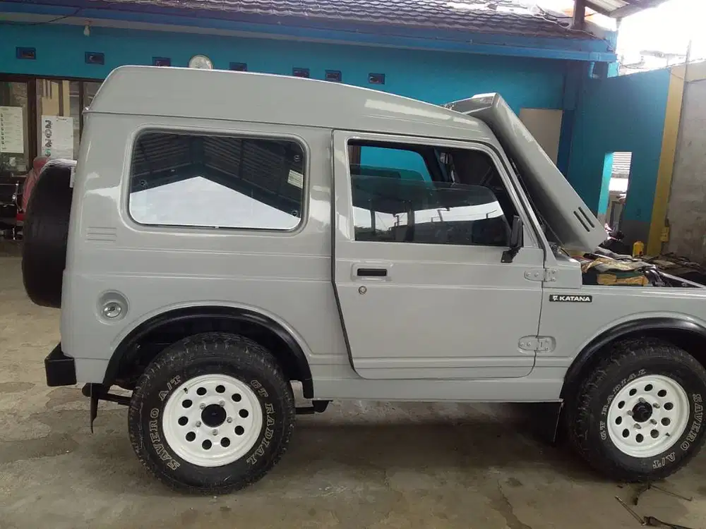 Jimny katana tahun 1988