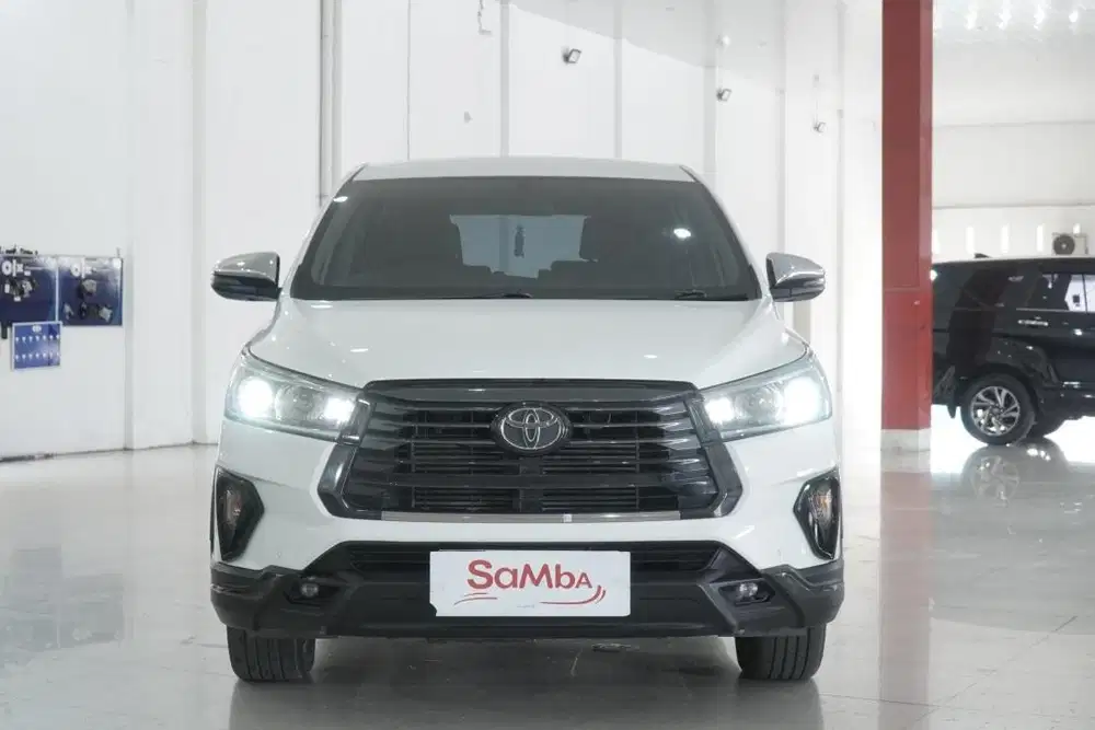 TOYOTA INNOVA VENTURER 2.4 DIESEL AT 2021..