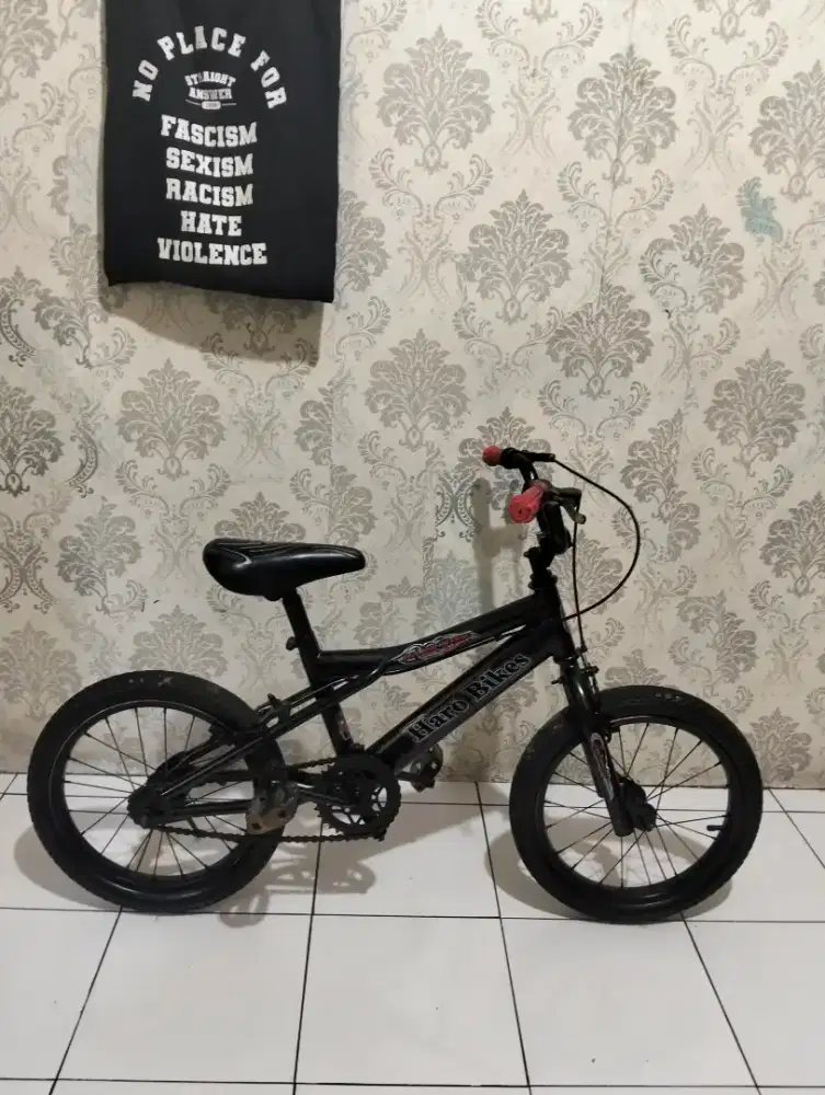 Sepeda BMX ukuran 16 untuk umur 5-7 tahun