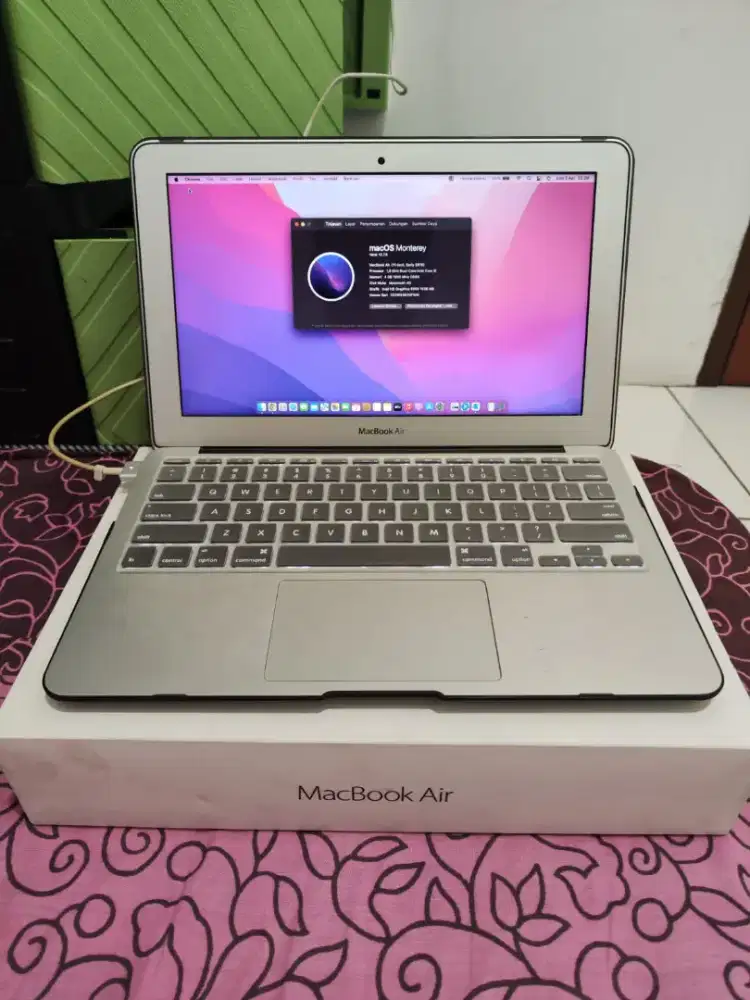 Macbook air 11 2015 mulus ex ibox fullset Intel hd 6000