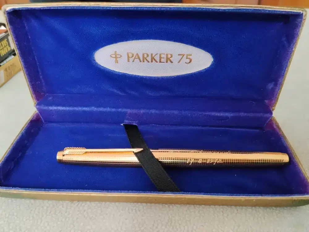 Pena Parker 75 Ciselé Vintage