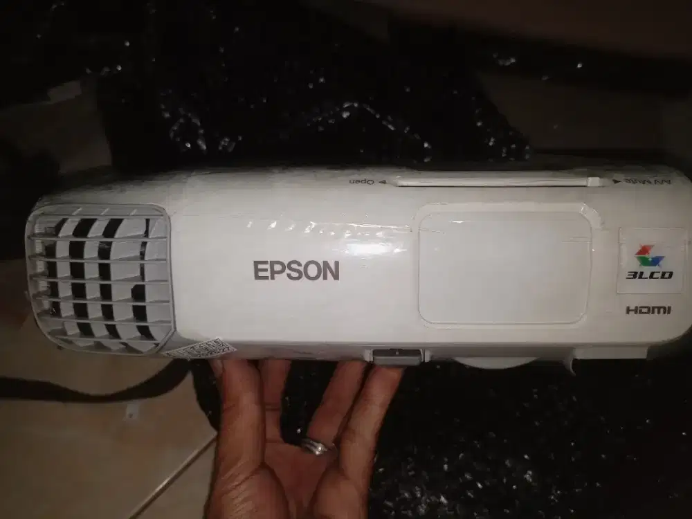 Epson Projector EB-905