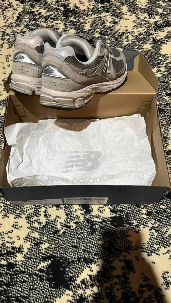 Sepatu New Balance 2002R Original