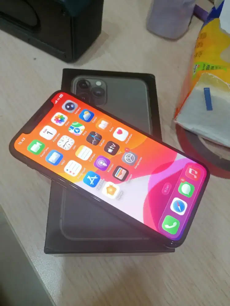 iPhone 11 pro 512gb normal smua orisinil mlus all operator  inter lkp