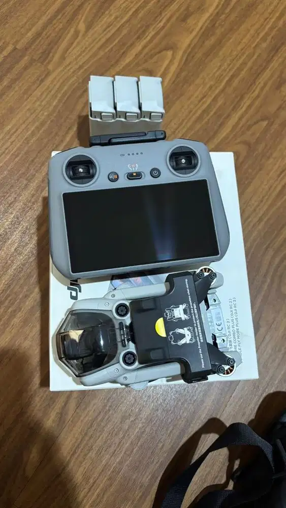 Drone dji mini 4 pro combo plus rc2 like new