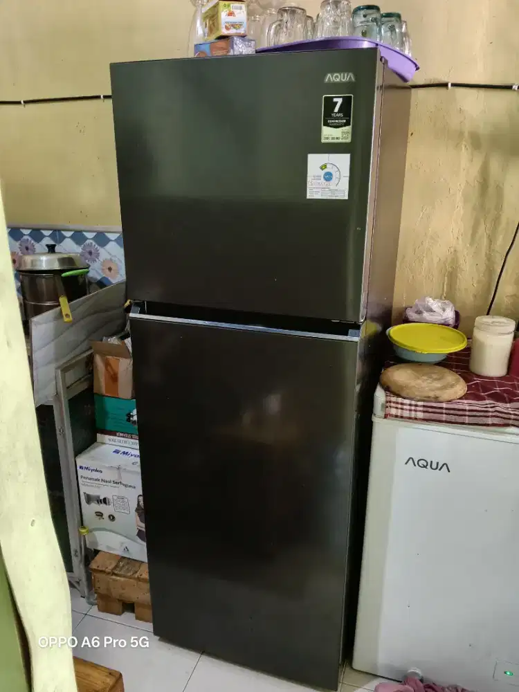 Kulkas AQUA 2 PINTU
