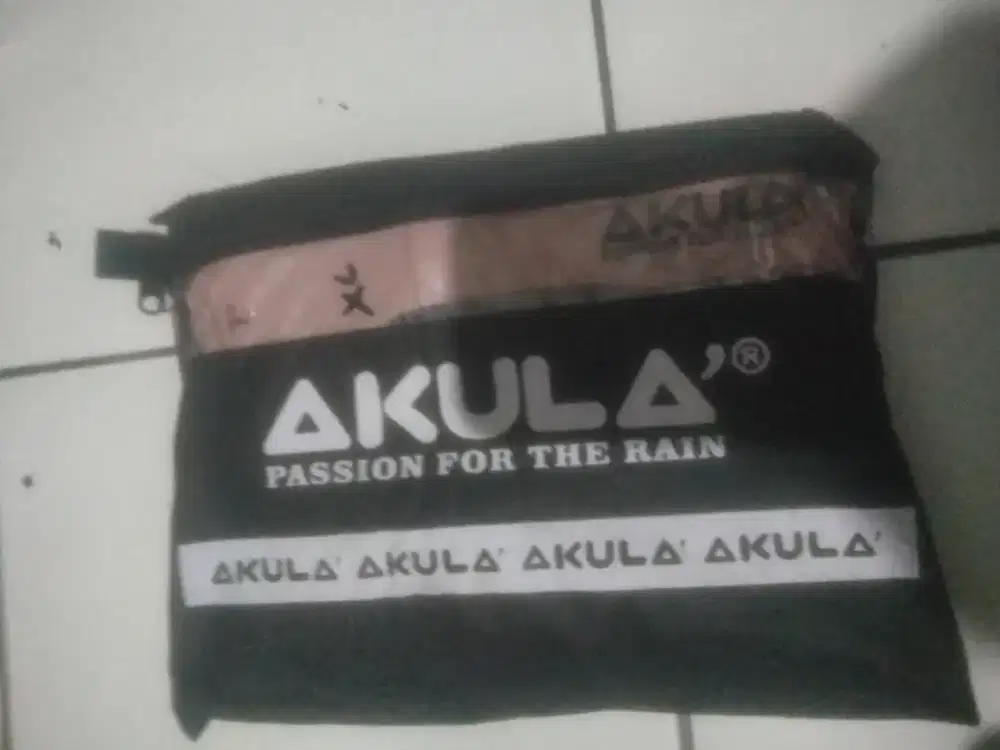 Jas hujan akula bagus