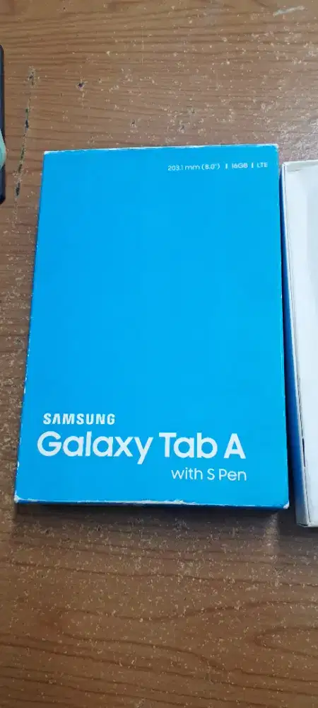 Samsung Galaxy Tab A dengan pena cek deskripsi jelas nya