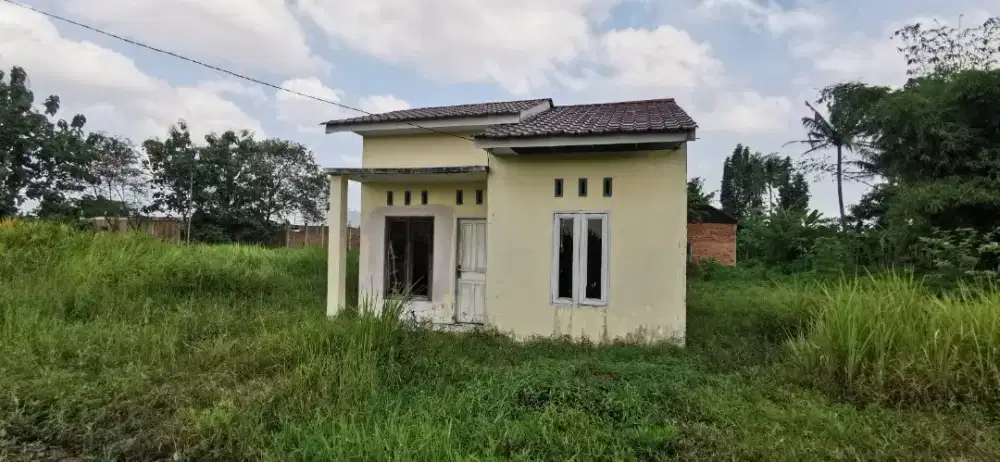 Tanah dan Rumah luas tanah 957 M² Bangunan Rumah Type 36