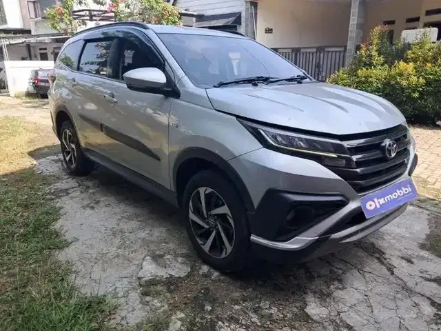 DP MURAH - Toyota Rush 1.5 TRD Sportivo 7 Bensin-AT 2019 Silver