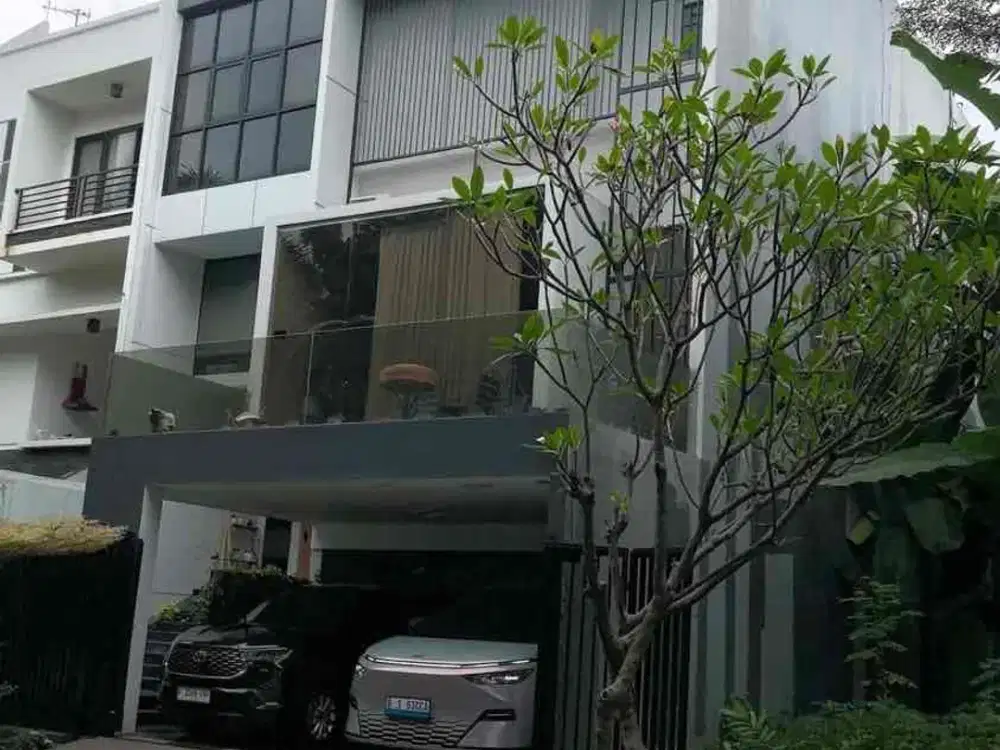 Rumah Mewah Pantai Indah Kapuk 9x17 Semi Furnish (Bangunan Mandiri)