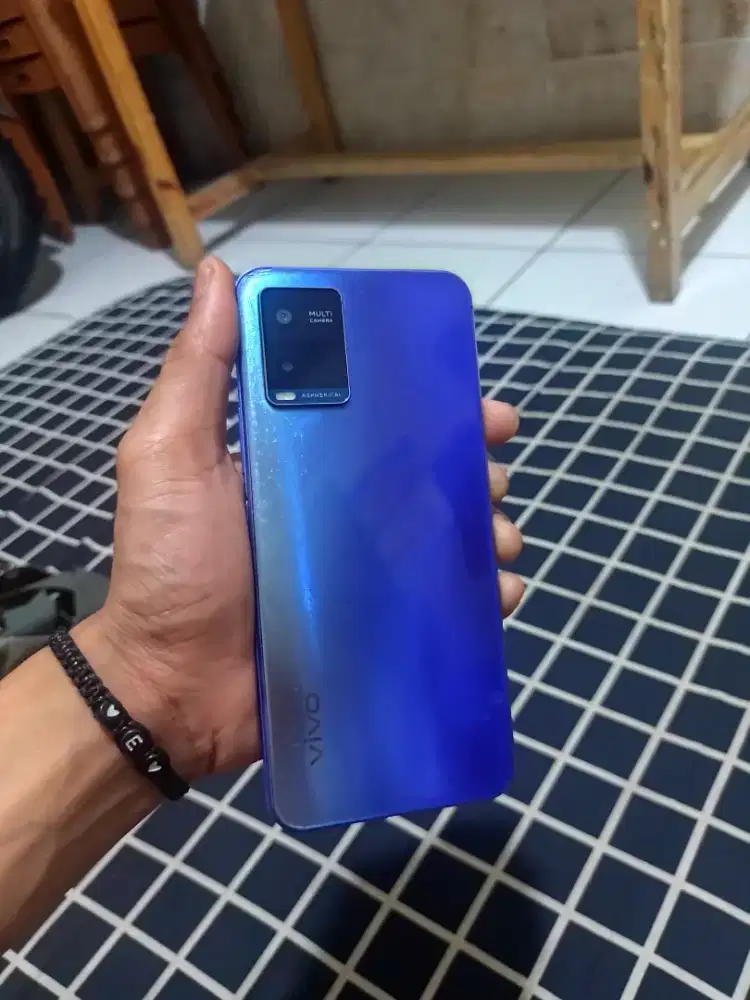 Vivo Y21A ram 4/64 hp ajah