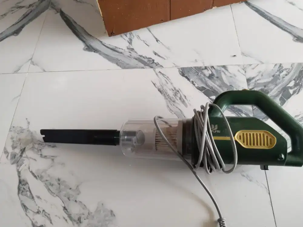 vacum debu colokan listrik