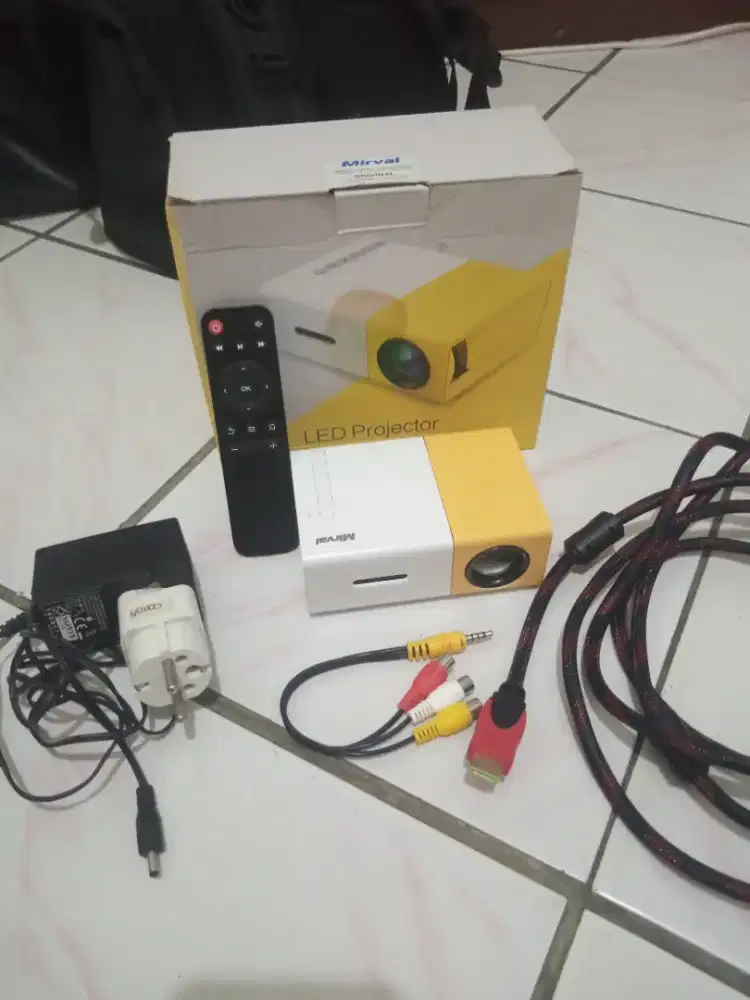 Dijual Mini Projector Mirval