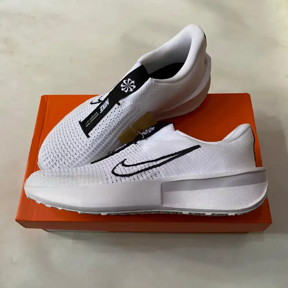 Original Sepatu Nike Interact Run EasyOn Slip On Selop Running Pria